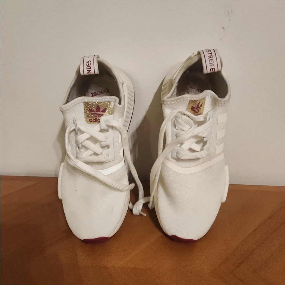 Adidas NMD R1 Sneakers – White / Gold Metallic – Women’s – Excellent Condition